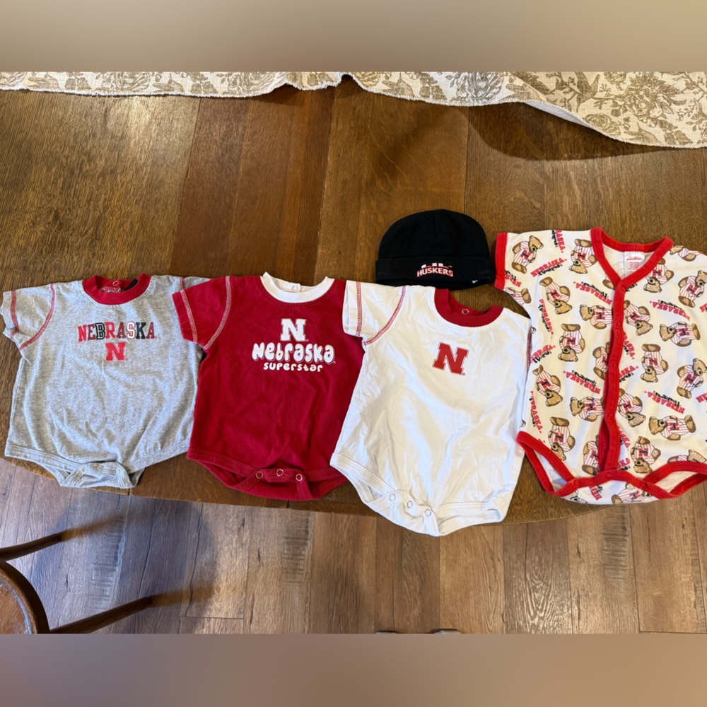 Nebraska Infant Bodysuit Bundle - Red, White, Gray